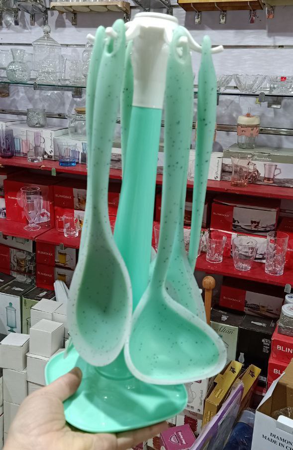 طقم توزيع سليكون 7*1