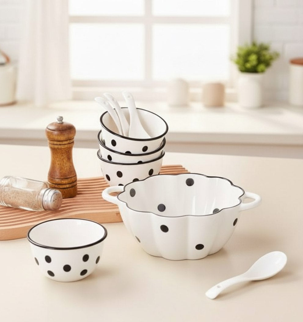 طقم بولات بورسلين منقط ٩ قطع