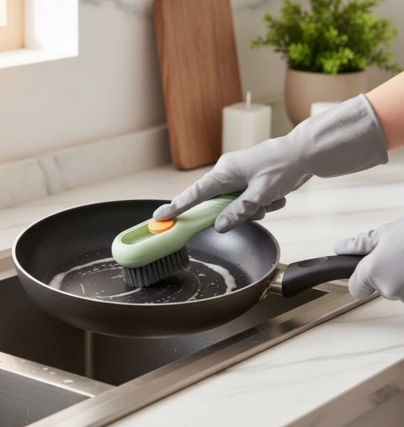 فرشة تنظيف متعددة الاستخدامات بخزان للصابون